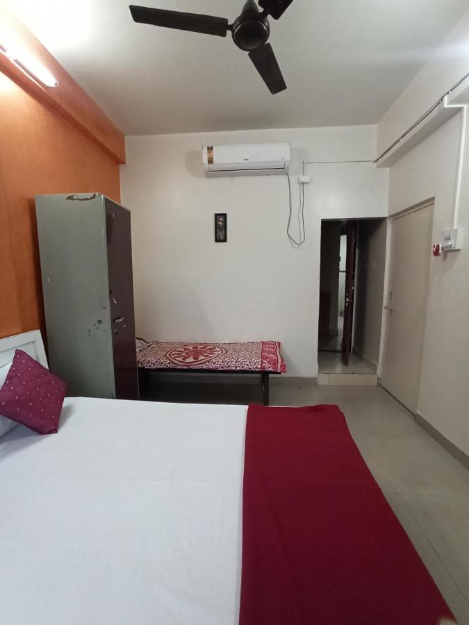 Malwade Motels Pune Ngoại thất bức ảnh